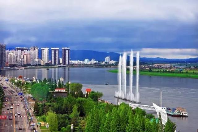 丹东，自然美景探索之旅，寻觅内心的平和宁静